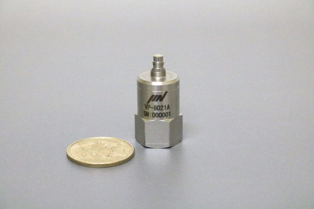 三菱電機のカタログに弊社の振動センサが掲載されました。